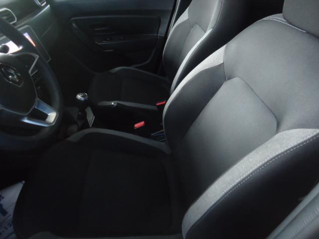 RENAULT Duster - Foto