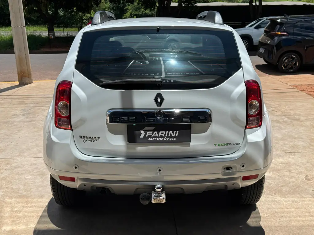 RENAULT Duster - Foto