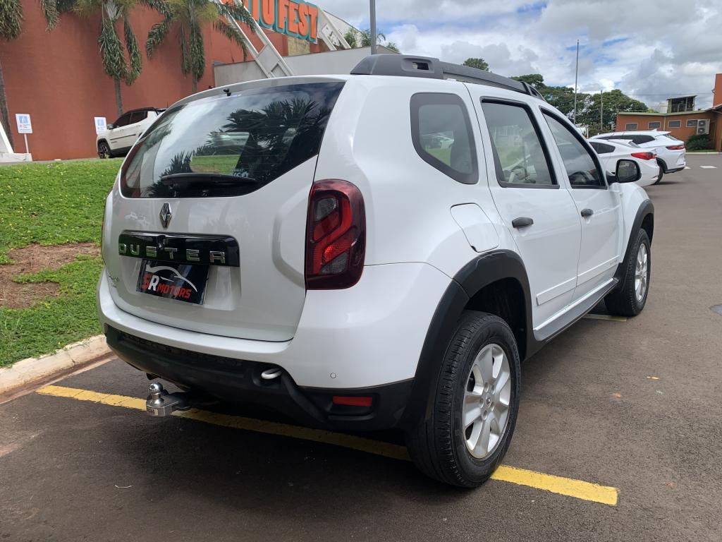 RENAULT Duster - Foto
