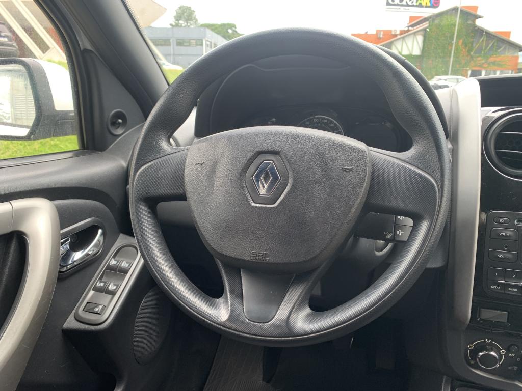 RENAULT Duster - Foto