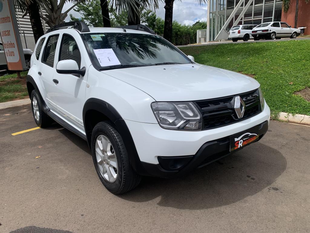 RENAULT Duster - Foto