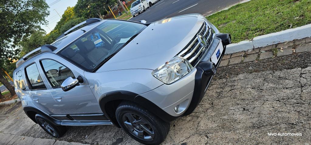 RENAULT Duster - Foto