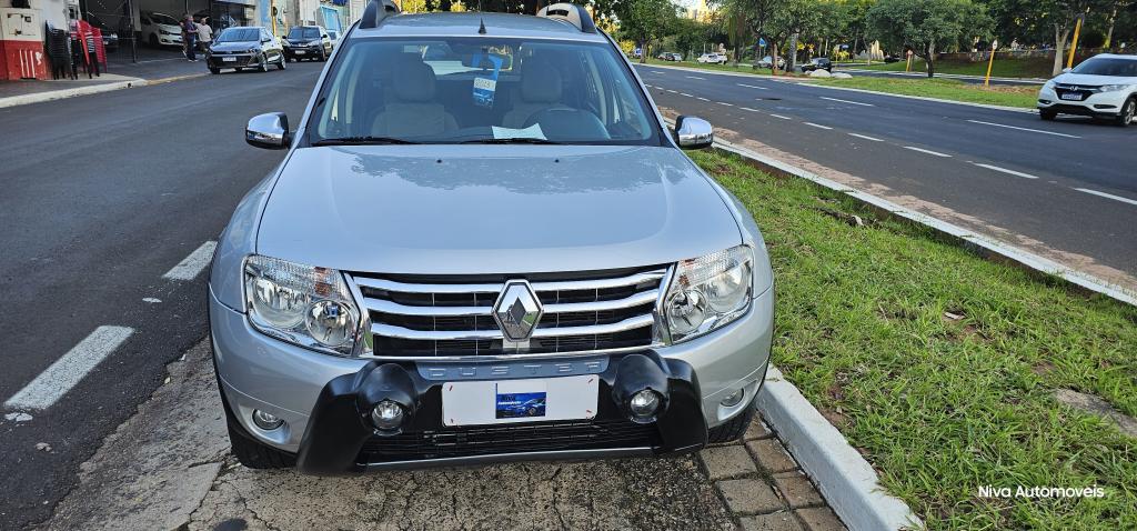 RENAULT Duster - Foto