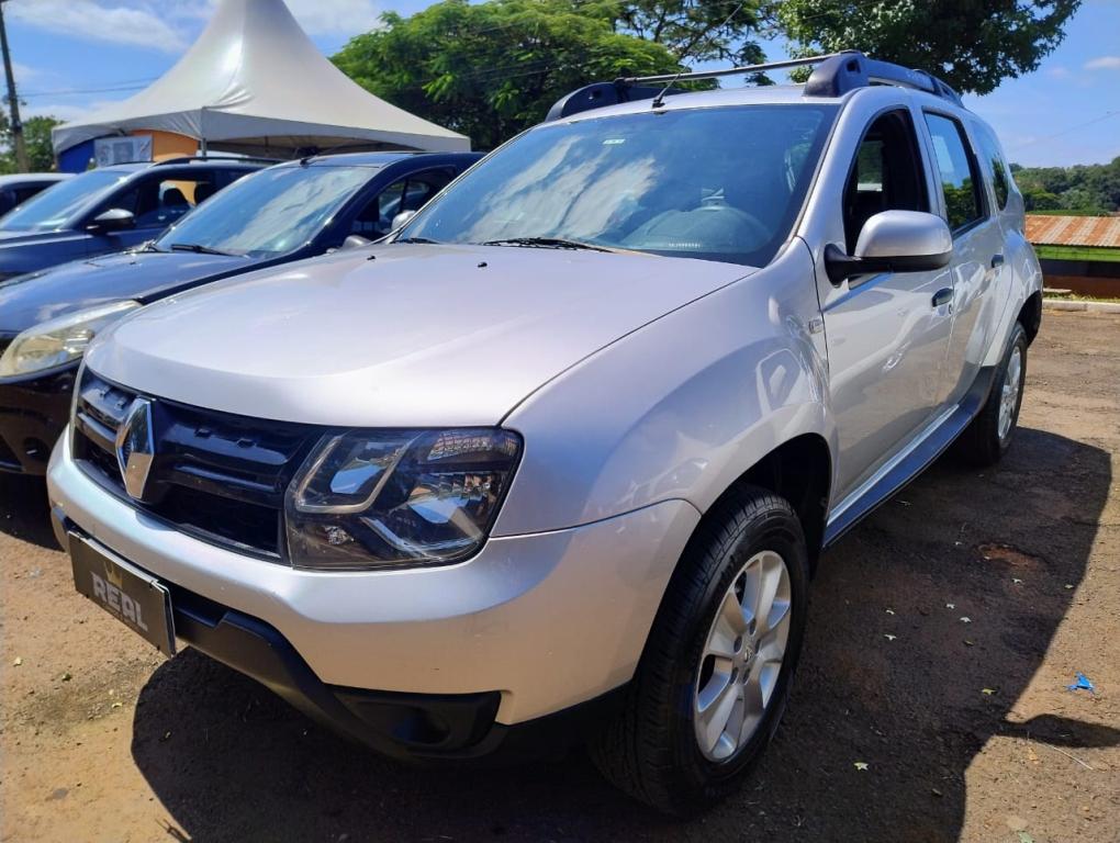 RENAULT Duster - Foto