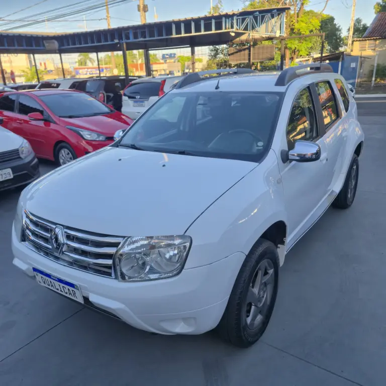 RENAULT Duster - Foto