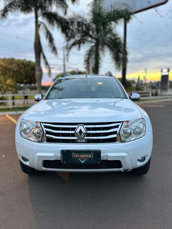 RENAULT Duster - Foto