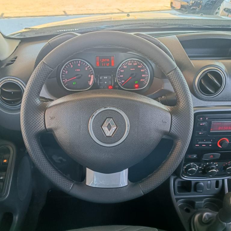 RENAULT Duster - Foto