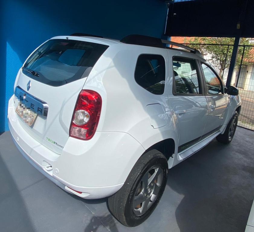RENAULT Duster - Foto