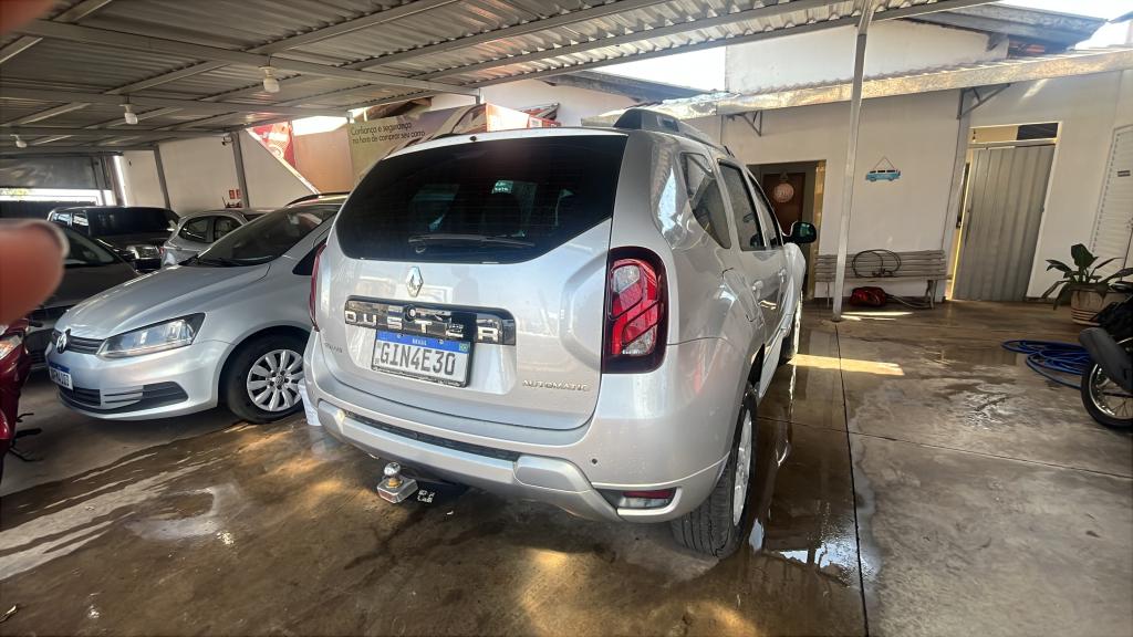 RENAULT Duster - Foto