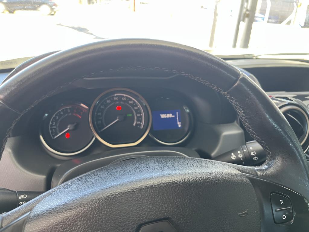 RENAULT Duster - Foto