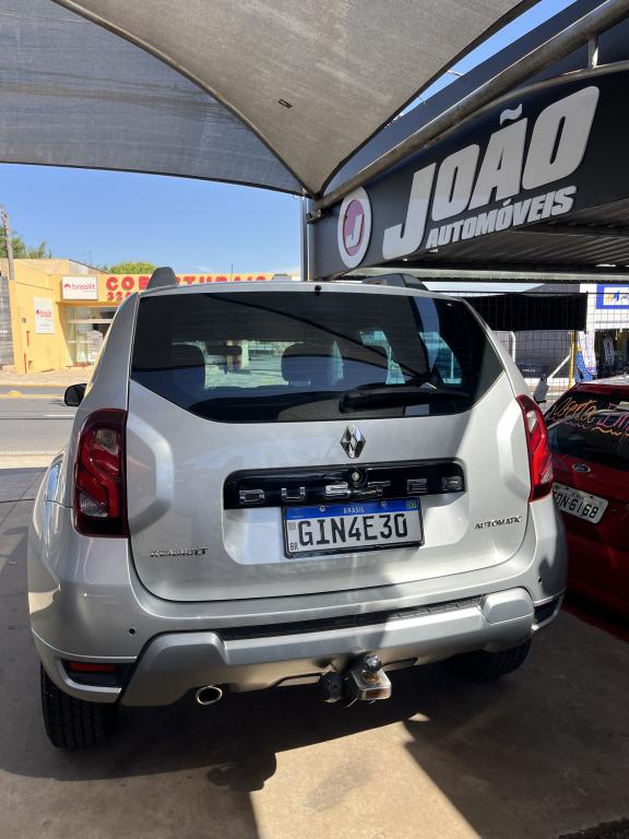 RENAULT Duster - Foto