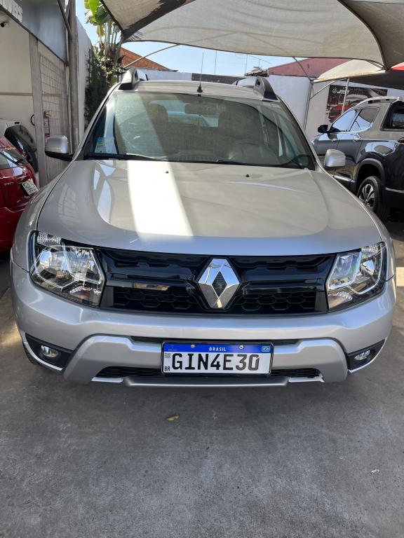 RENAULT Duster - Foto