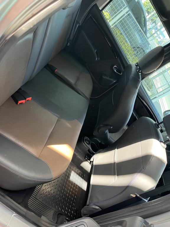 RENAULT Duster - Foto