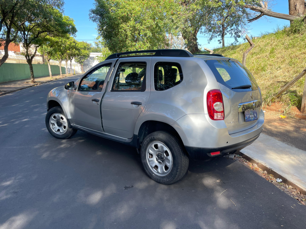 RENAULT Duster - Foto