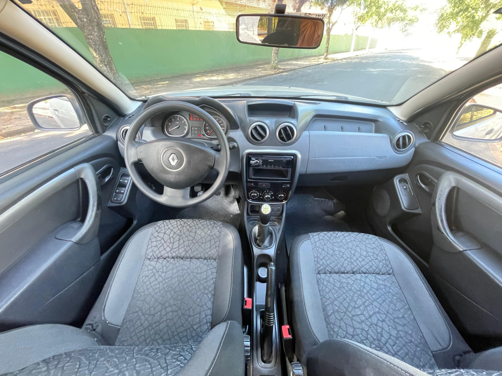 RENAULT Duster - Foto