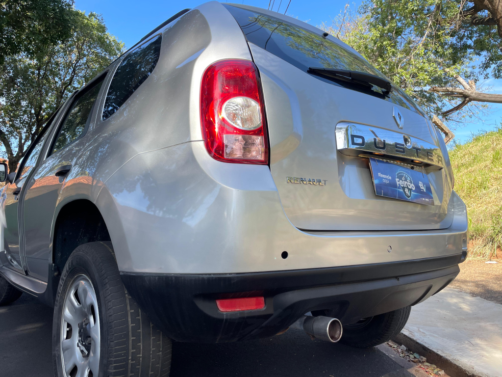 RENAULT Duster - Foto