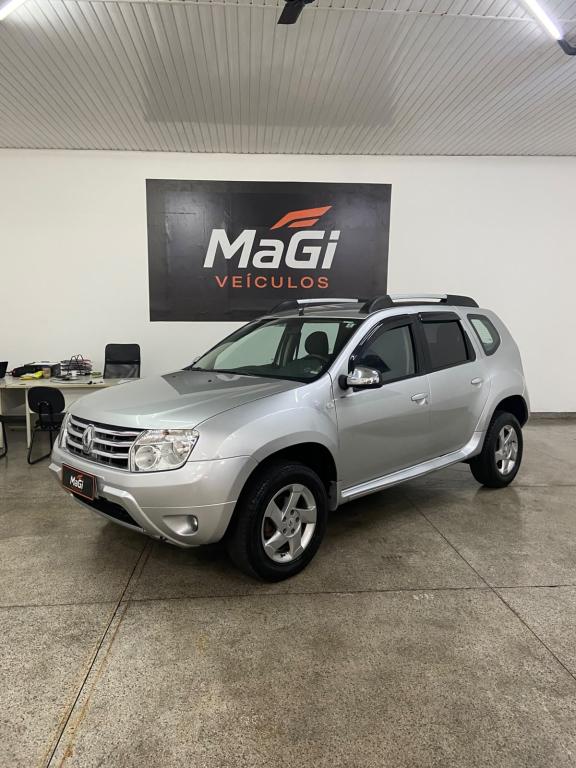 RENAULT Duster - Foto