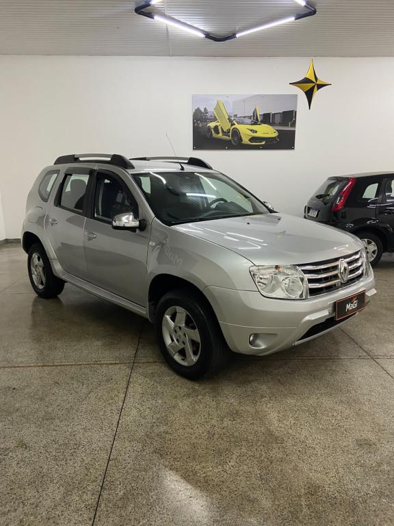 RENAULT Duster - Foto