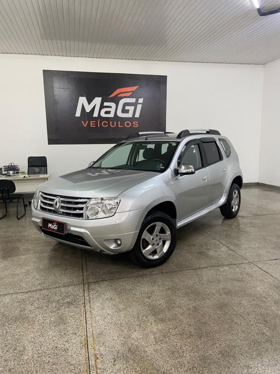 RENAULT Duster