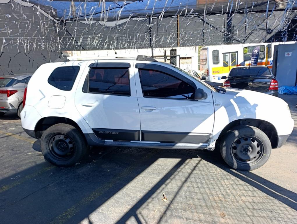 RENAULT Duster - Foto