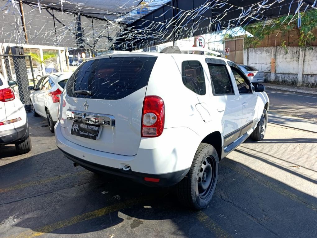 RENAULT Duster - Foto