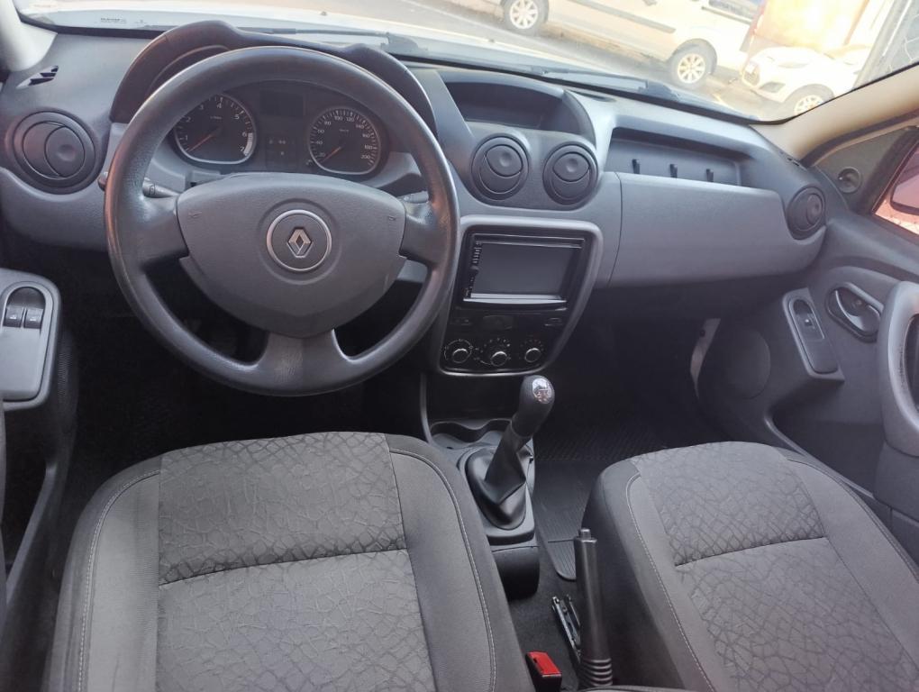 RENAULT Duster - Foto