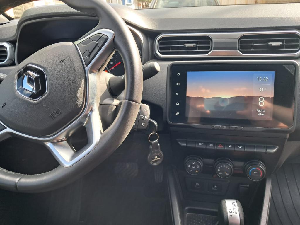 RENAULT Duster - Foto