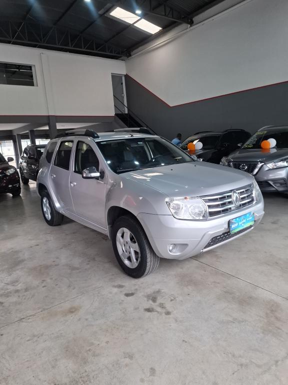 RENAULT Duster - Foto