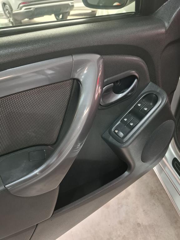 RENAULT Duster - Foto