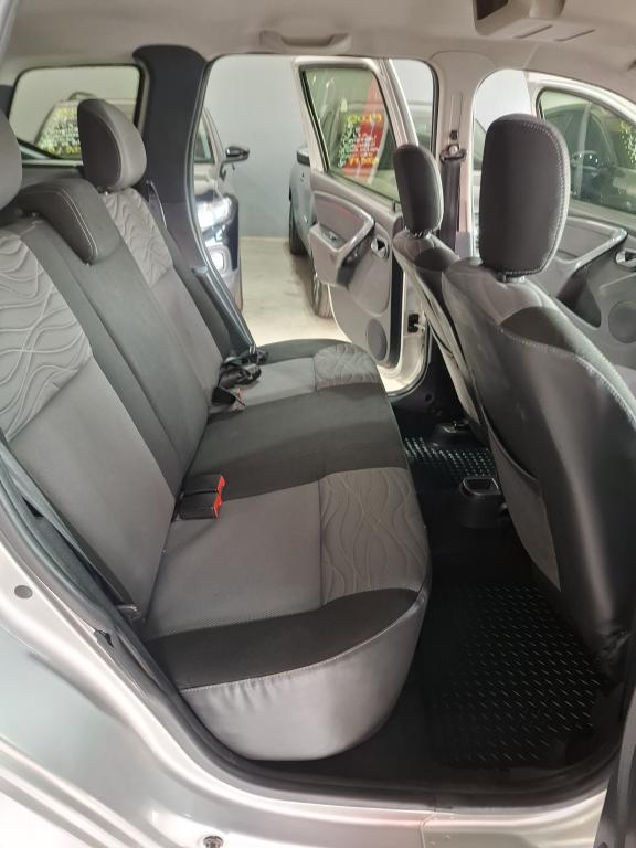 RENAULT Duster - Foto
