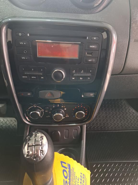 RENAULT Duster - Foto