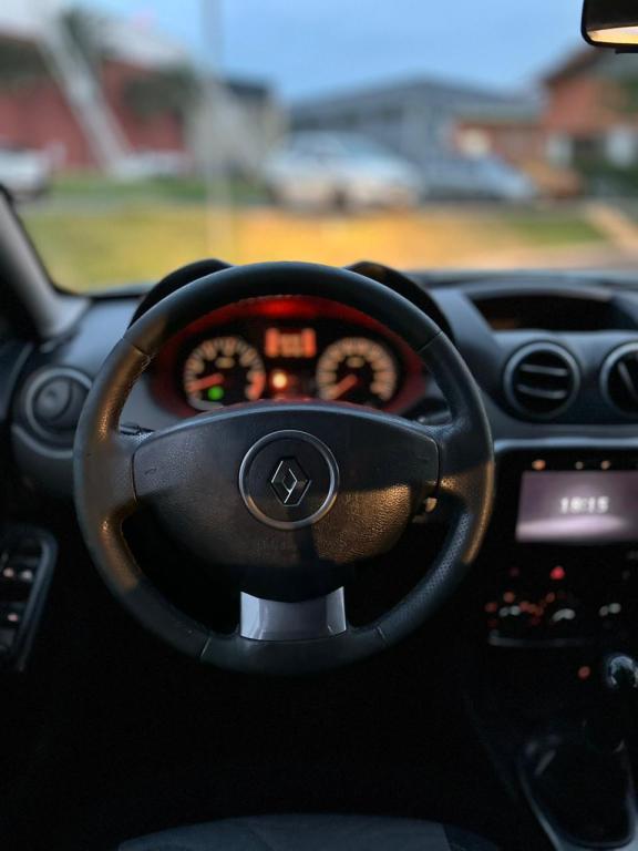 RENAULT Duster - Foto