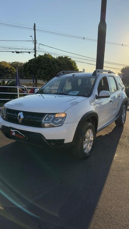 RENAULT Duster - Foto