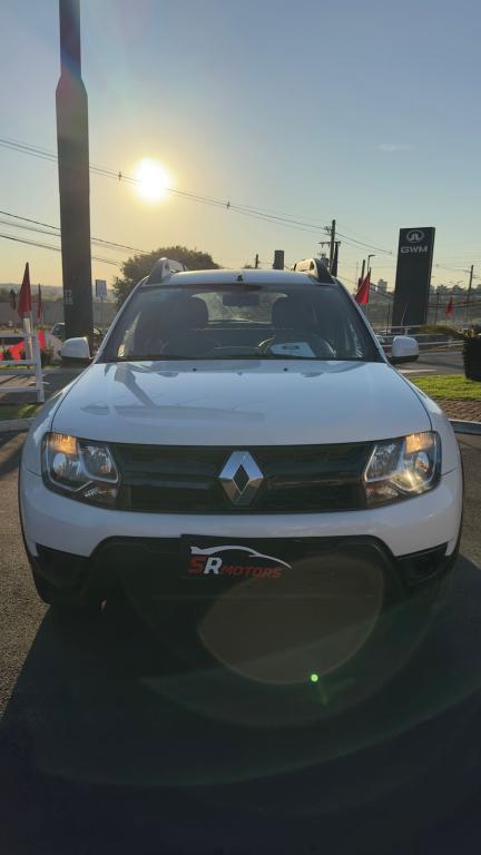 RENAULT Duster - Foto