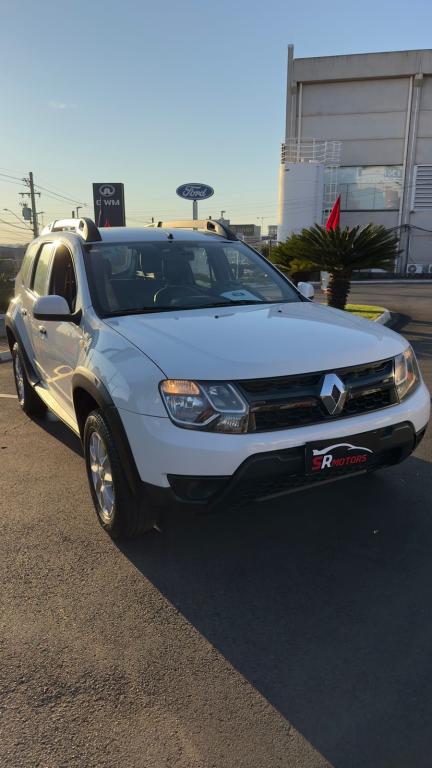 RENAULT Duster - Foto