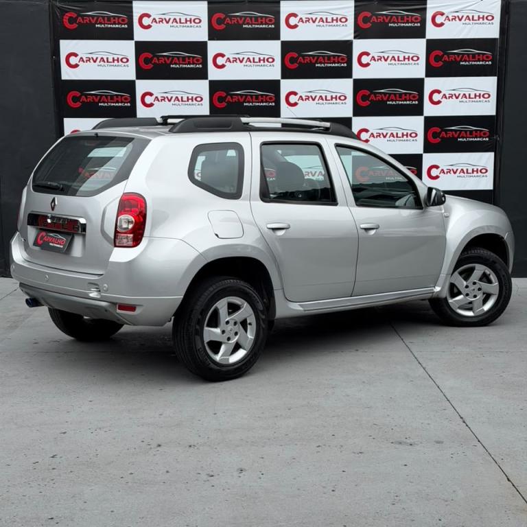 RENAULT Duster - Foto