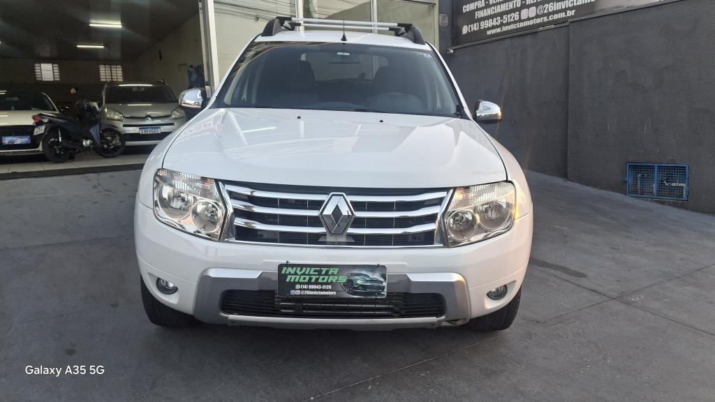 RENAULT Duster - Miniatura