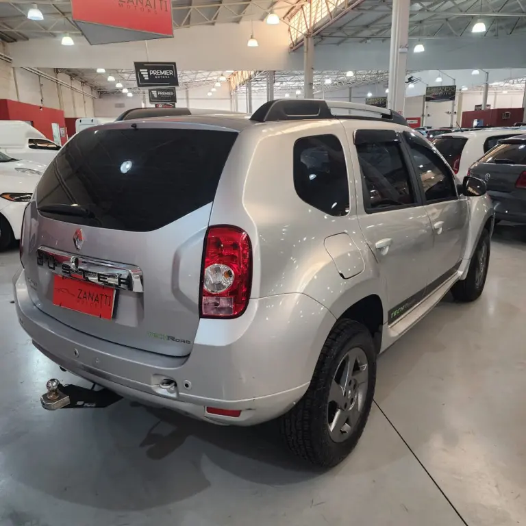 RENAULT Duster - Foto