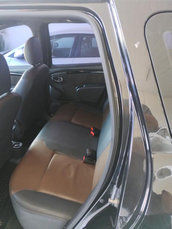 RENAULT Duster - Foto