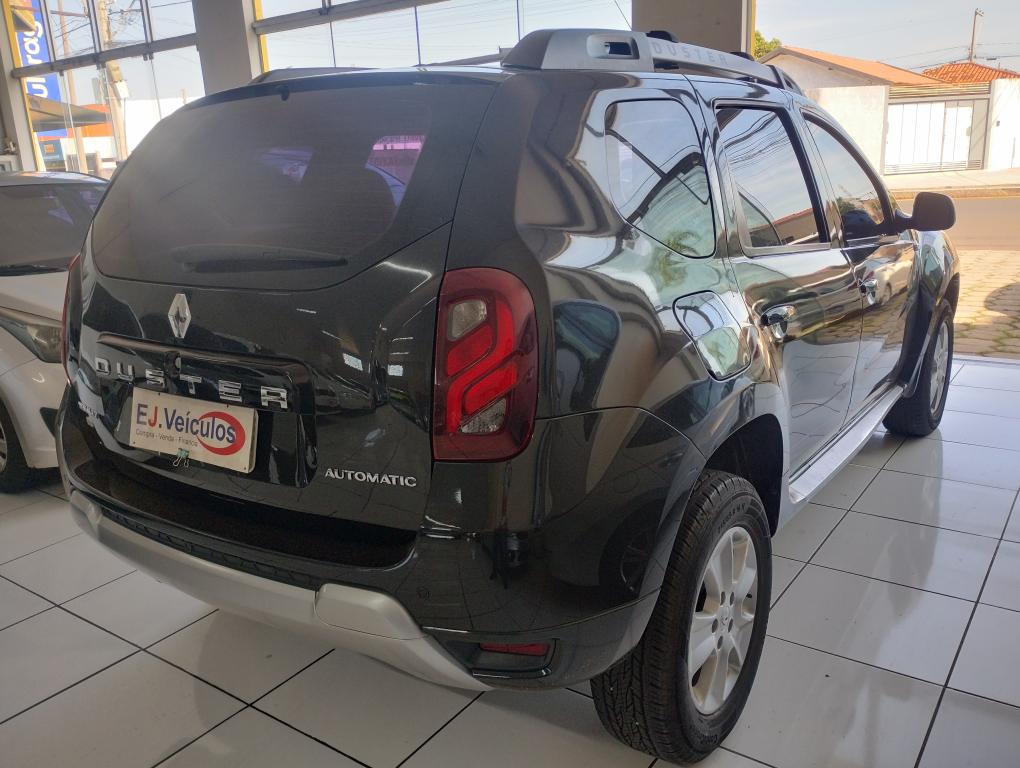 RENAULT Duster - Foto
