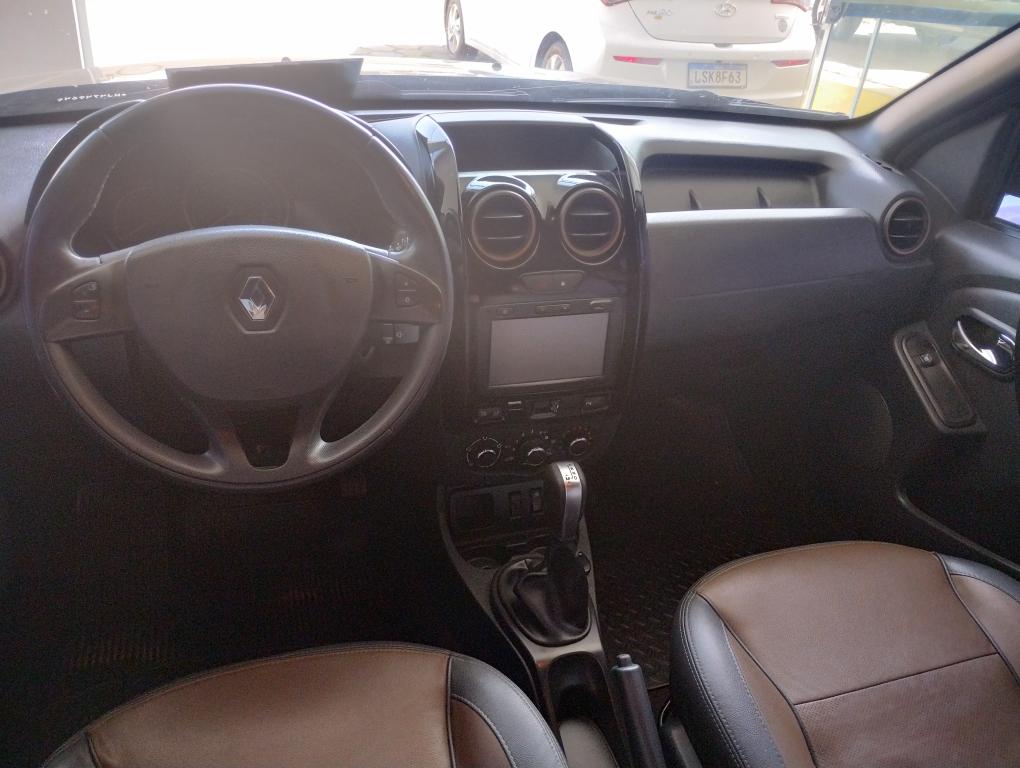 RENAULT Duster - Foto