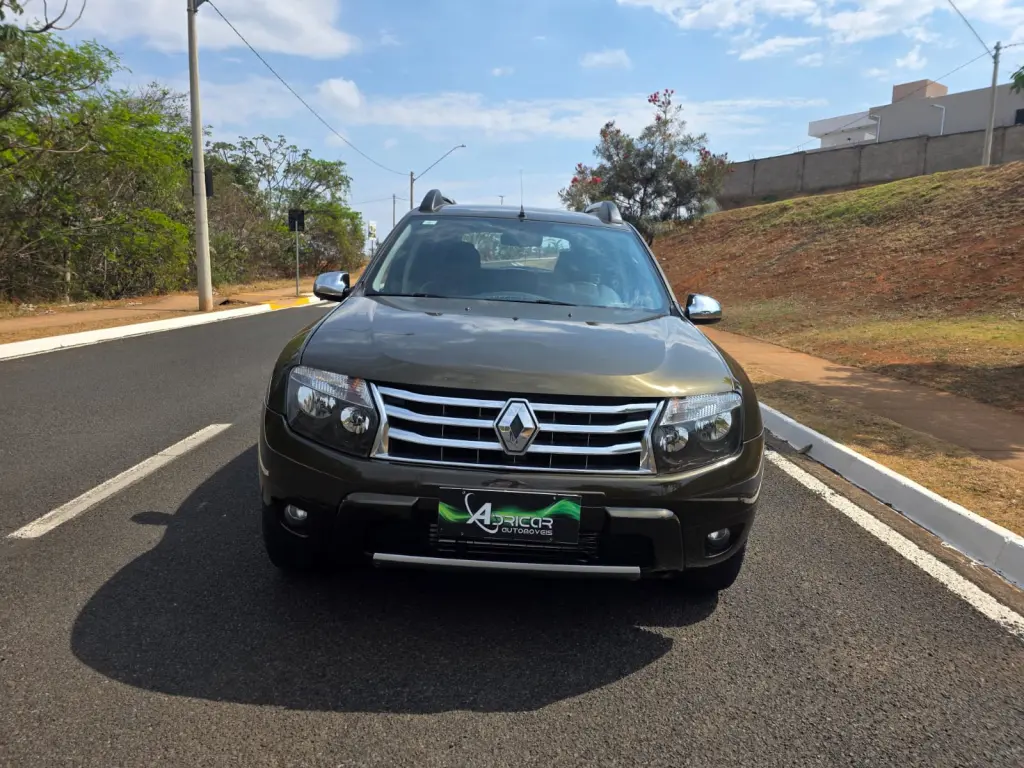 RENAULT Duster - Foto