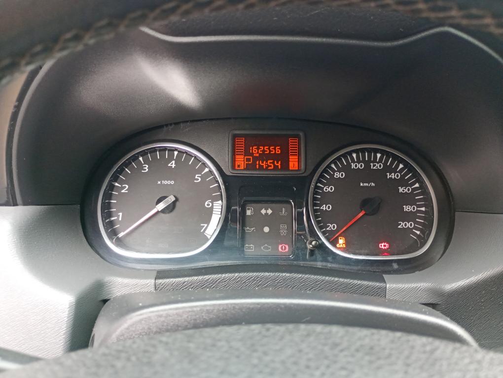 RENAULT Duster - Foto