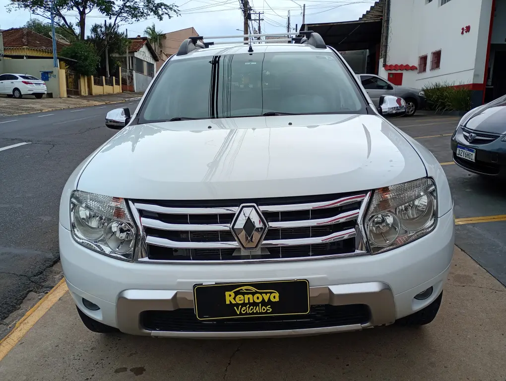 RENAULT Duster - Foto