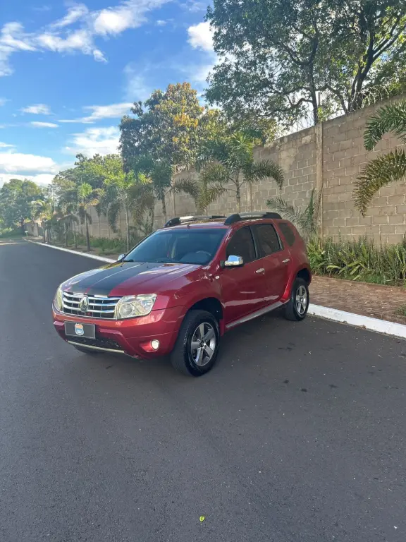 RENAULT Duster - Foto