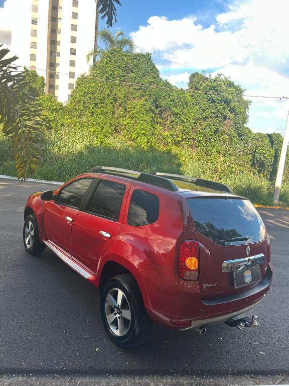 RENAULT Duster - Foto