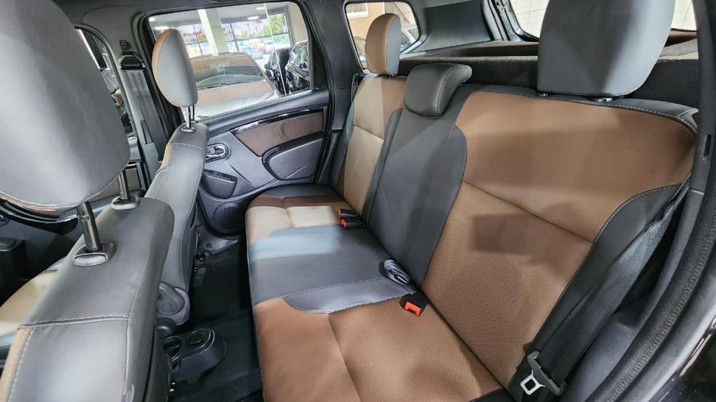 RENAULT Duster - Foto