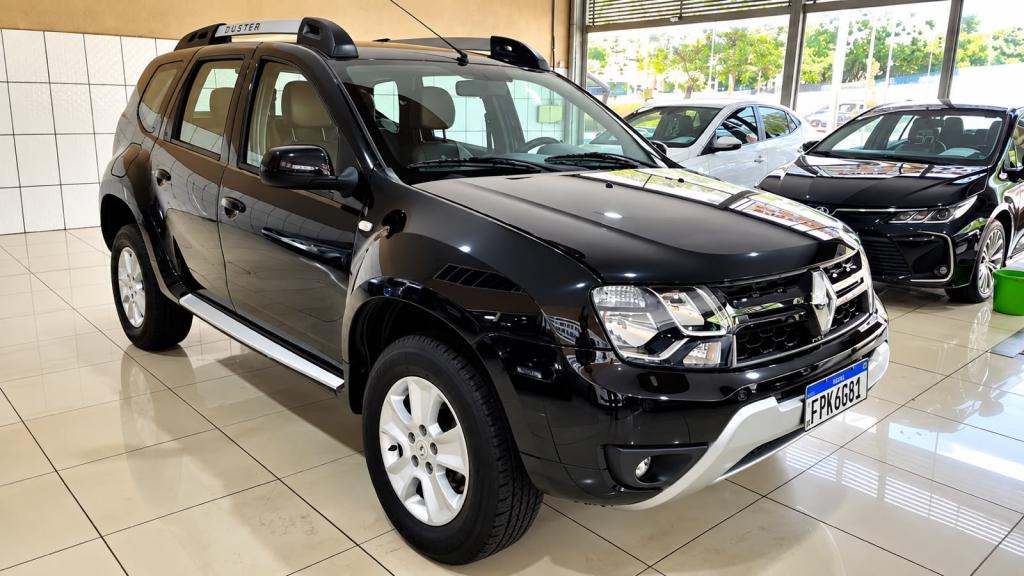 RENAULT Duster - Foto