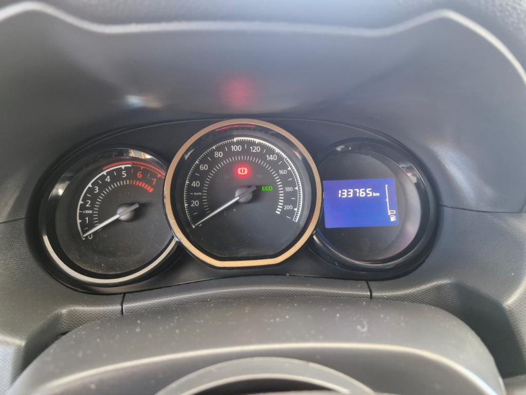 RENAULT Duster - Foto