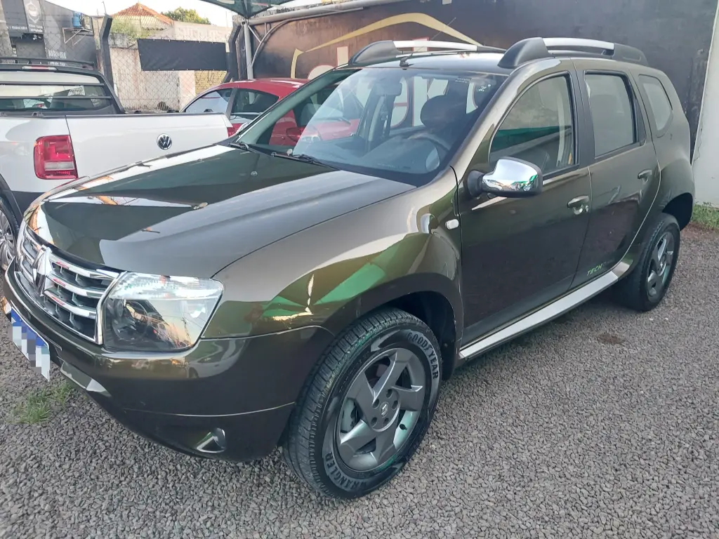 RENAULT Duster - Foto